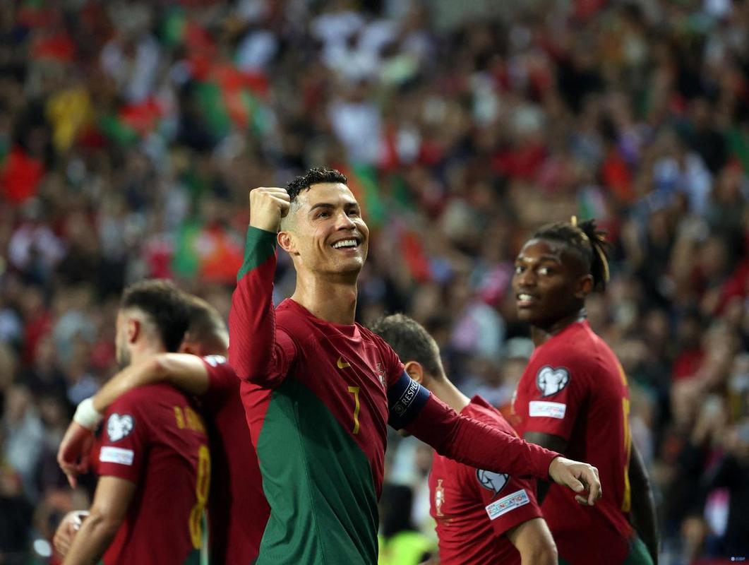 葡萄牙参加了几次欧洲杯欧洲杯（葡萄牙第一次参加欧洲杯）