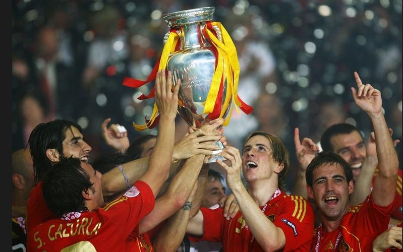 荣耀欧洲08欧洲杯（欧洲杯2008冠军是谁）