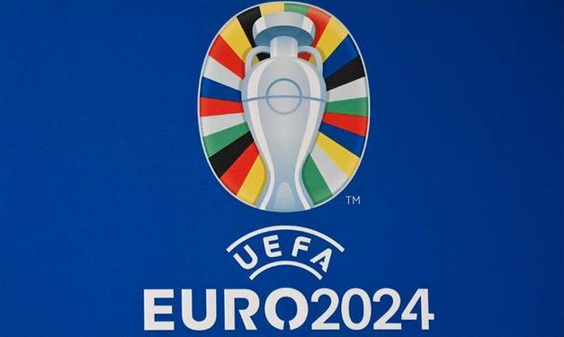欧洲杯冰袋（2021年欧洲杯冰岛）