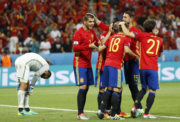 欧洲杯西班牙杯决赛（西班牙欧洲杯巡礼）