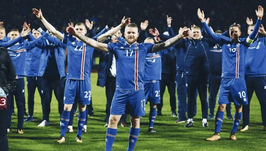 冰岛欧洲杯歌（欧洲杯冰岛奇迹）
